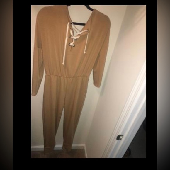 Fashion nova jumpsuit - Picture 1 of 1